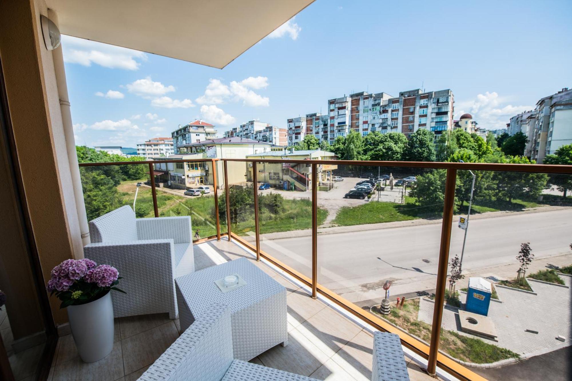 Luxury Martina Apartment Veliko Tarnovo Exterior foto